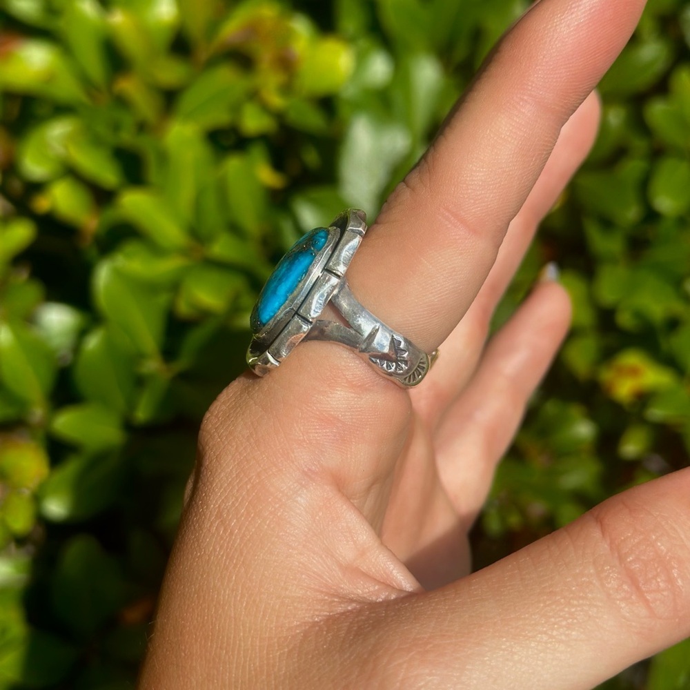 Round Turquoise Ring - Picture 2 of 2